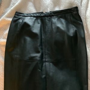 Banana republic hunter green leather pencil skirt